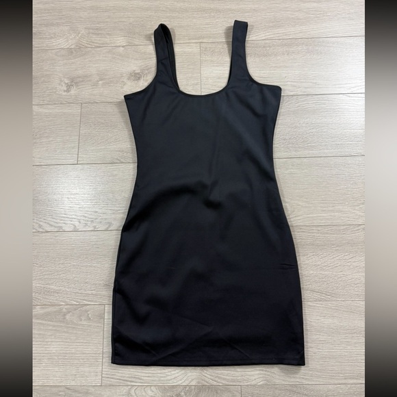 GOOD AMERICAN Good Compression Mini Dress Black - Picture 4 of 13